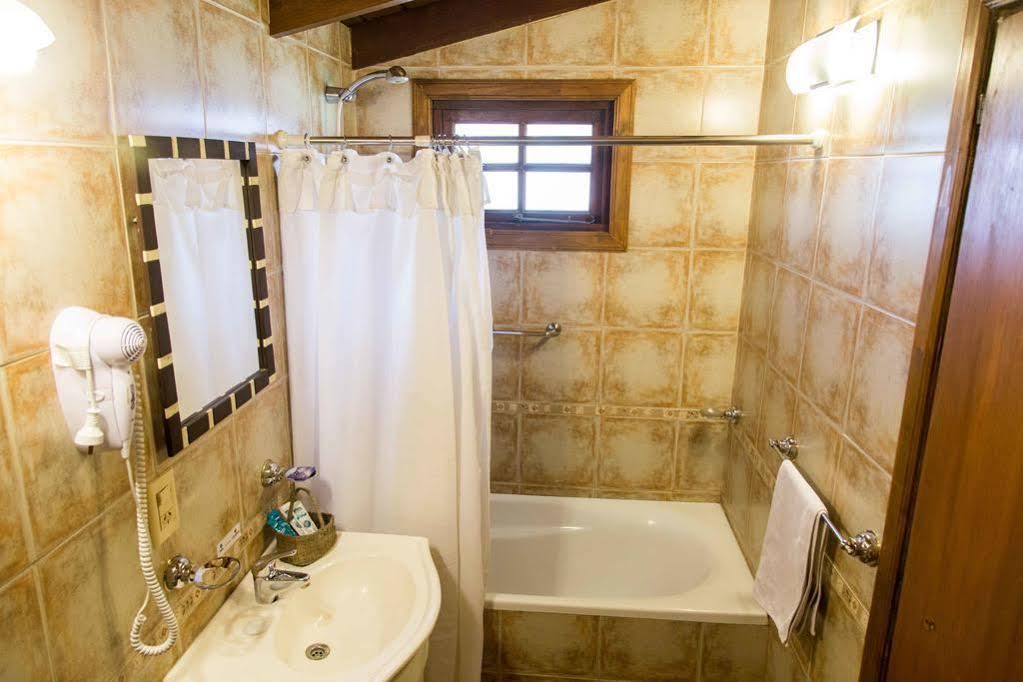 Utaka Cabanas Y Apartamentos Ushuaia Exteriör bild